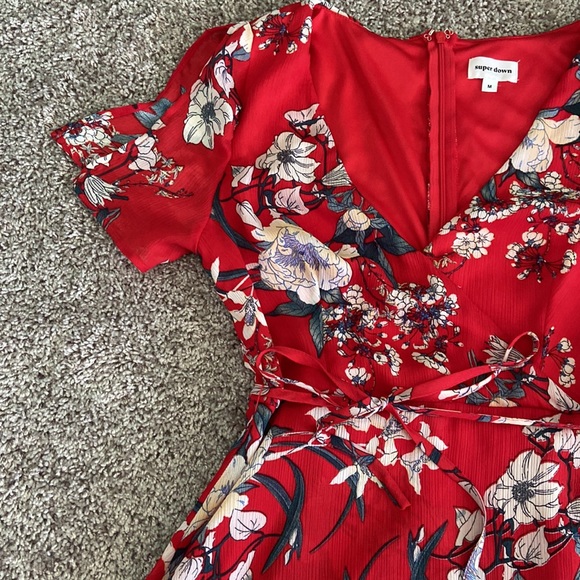 superdown Floral Dress - Picture 3 of 4